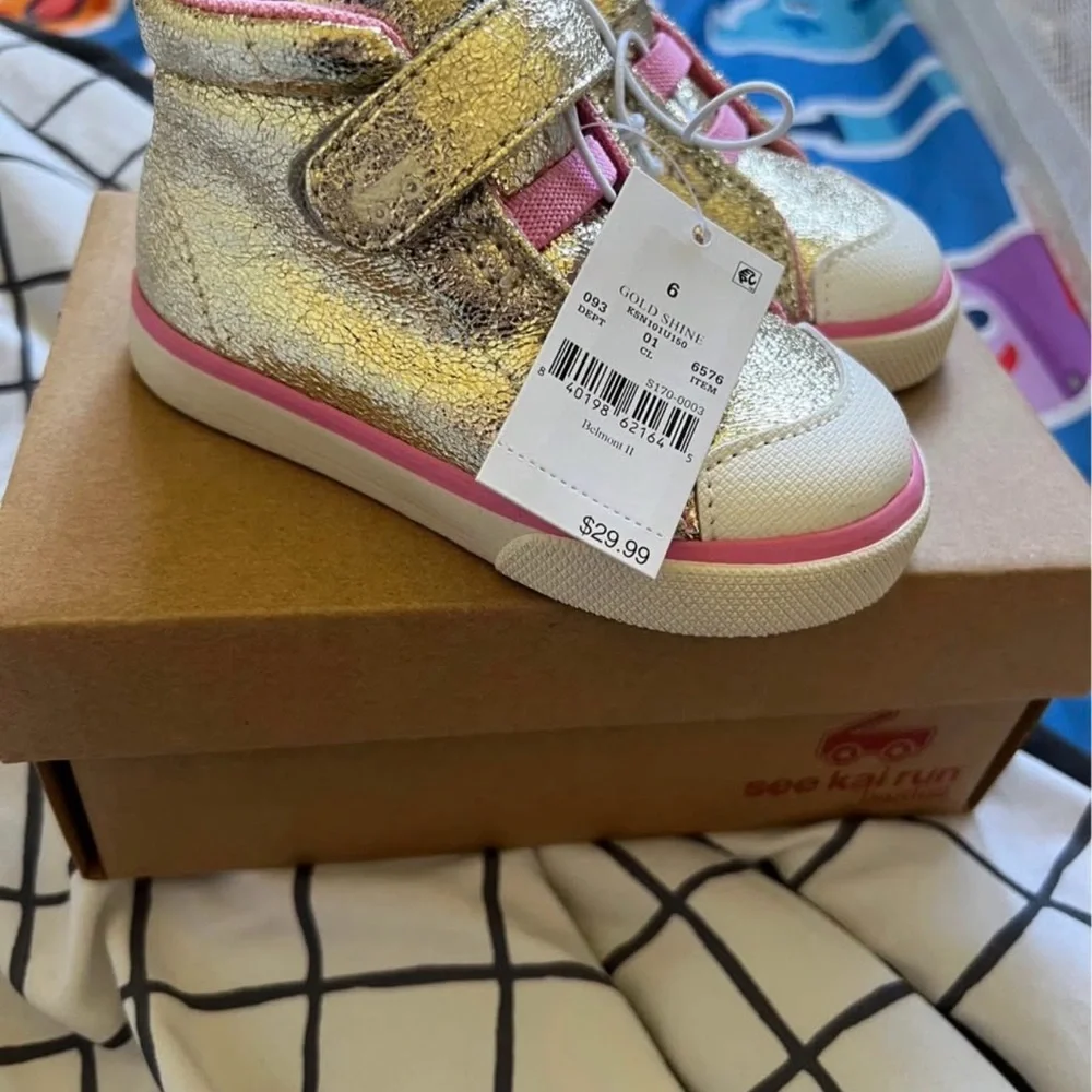 See Kai Run Shimmering Gold Sneakers with Pink Trim - Picture 1 of 1